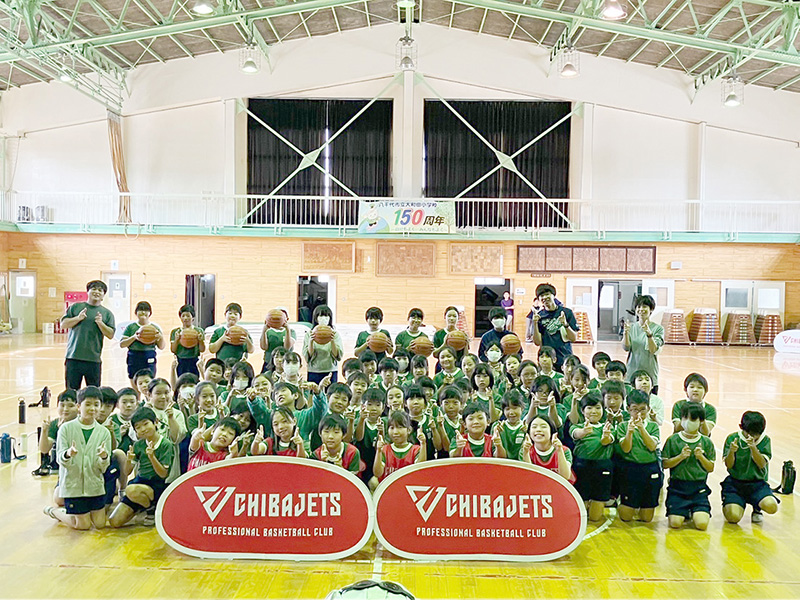 チバジェッツ学校訪問1